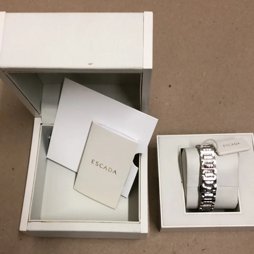 Escada women iww
